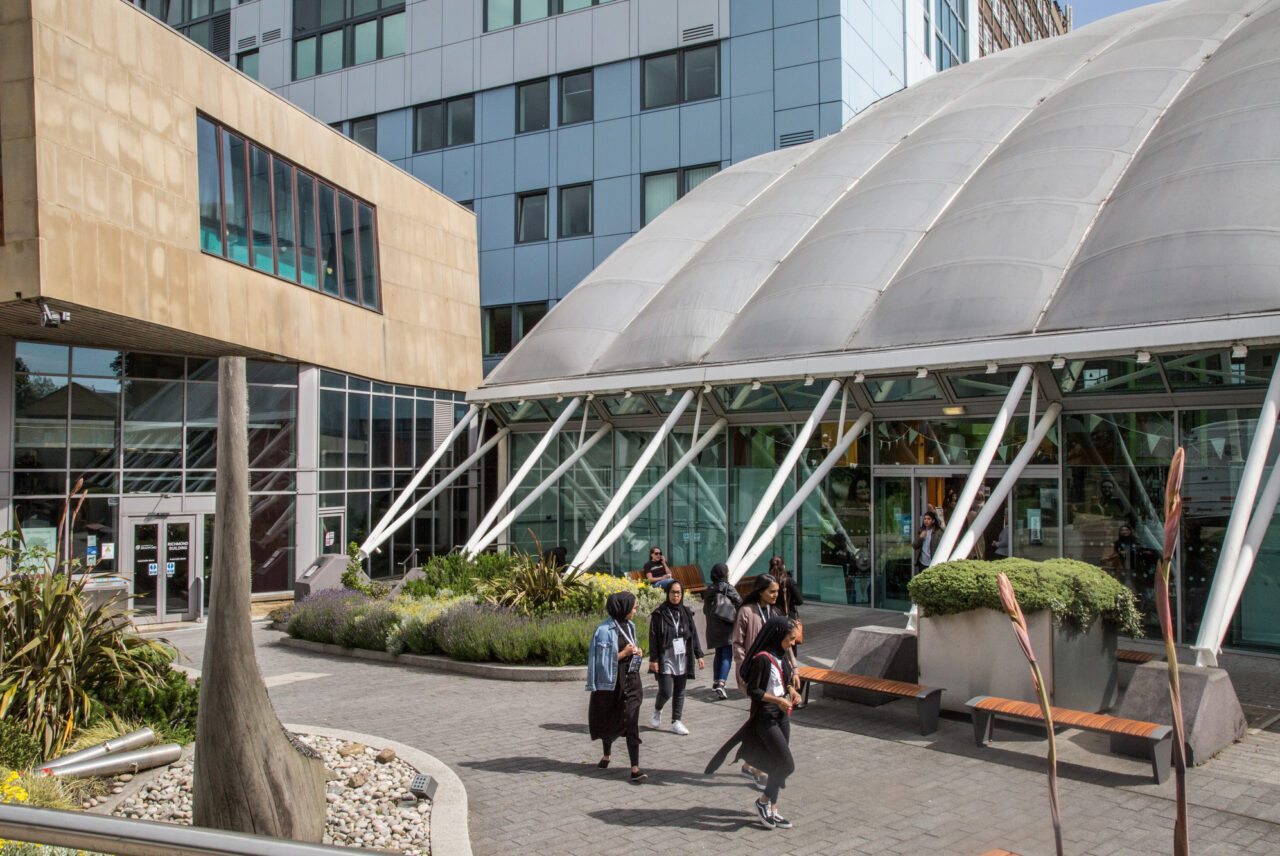 骨から過去を再現!?　ブラッドフォード大学のユニークな研究