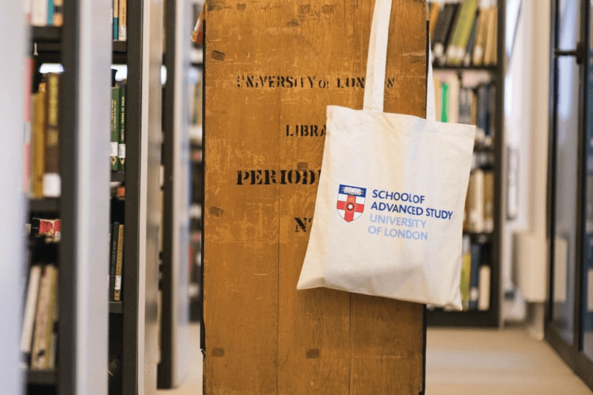 ロンドン大学